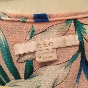 Pink floral sleeve less top